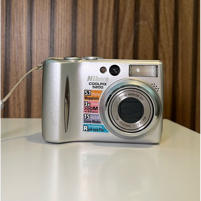 Nikon COOLPIX 5200 【公式通販】