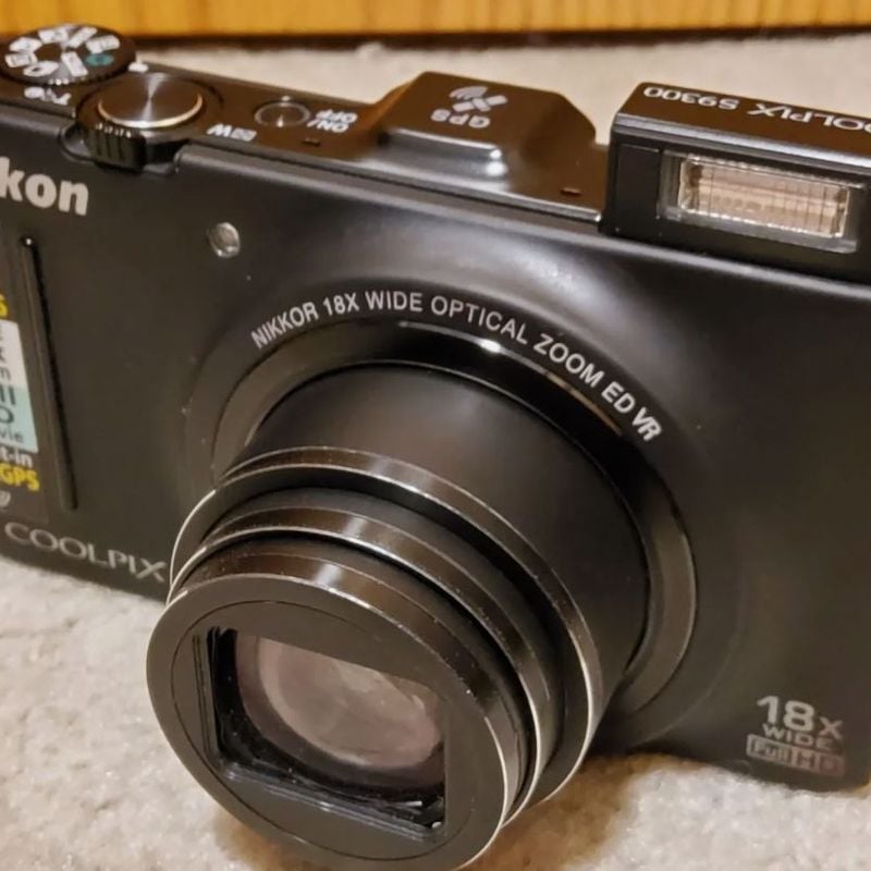 Câmera Nikon Coolpix S9300 18x 16.0mp, Hiper Lens Gps, Full Hd
