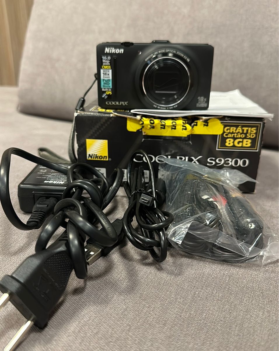 世界有名な Camera Nikon Coolpix S9300 18x 16.0mp, Lens-Shift Vr, Built デジタルカメラ