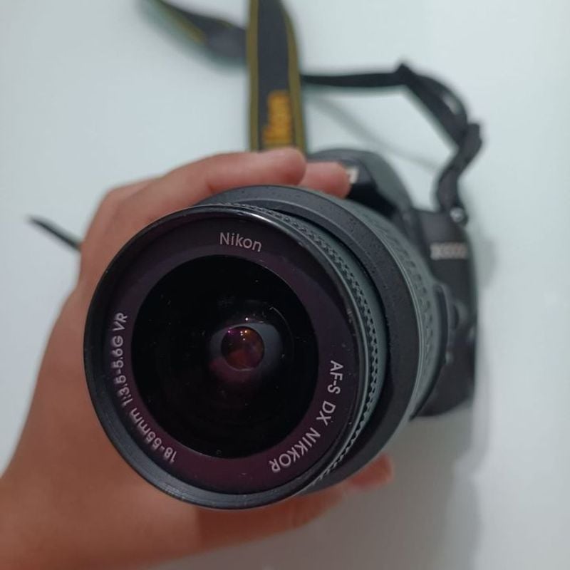 Câmera Nikon D3000 18-55 Vr Kit | Nikon Usado 88430085 | enjoei