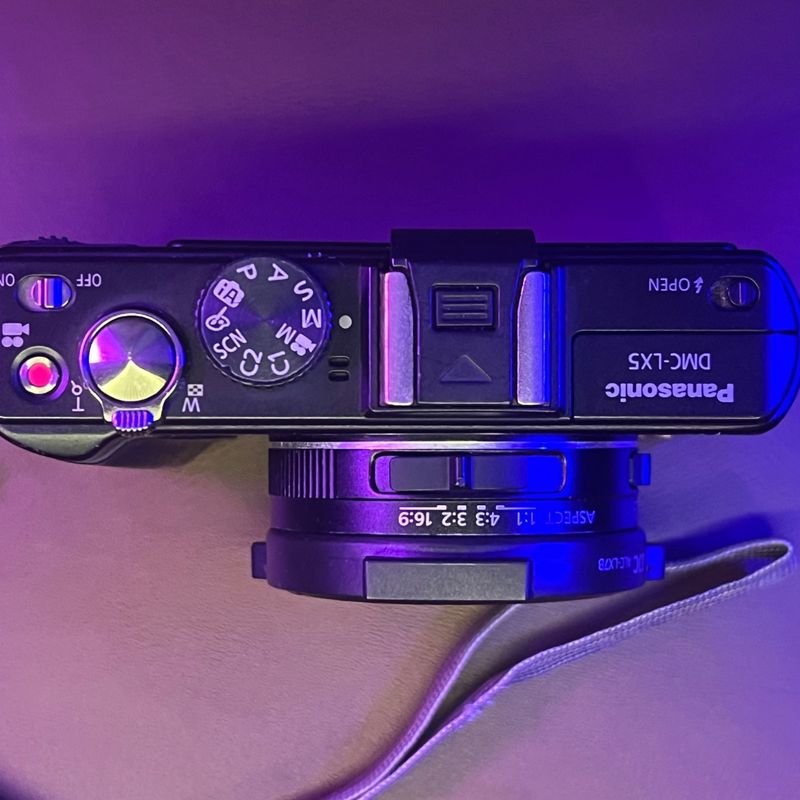 Câmera Panasonic Lumix-Lx5 | Panasonic Usado 118097405 | enjoei