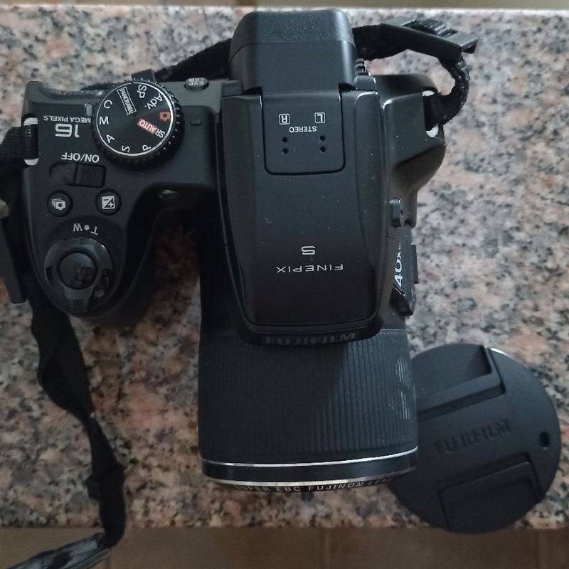 ★訳★FUJIFILM FinePix S 40xズーム　444 Câmera Semi-Professional Fujifilm Finepix S - 16 Megapixels e 40x