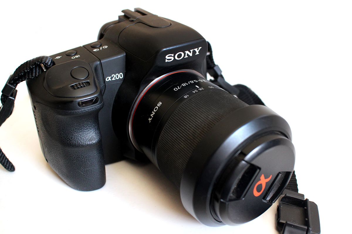 Câmera Sony Alpha 200 Dslra200 Máquina Fotográfica Digital Sony