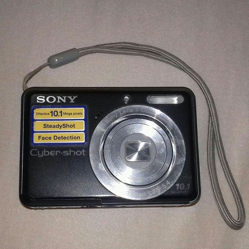Câmera Sony Cyber-Shot 10.1 Mega Pixels Modelo Dsc-S930 | Máquina