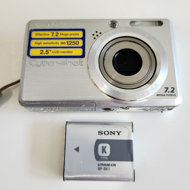 Câmera Sony Cyber Shot 7.2 Mega Pixels | Máquina Fotográfica