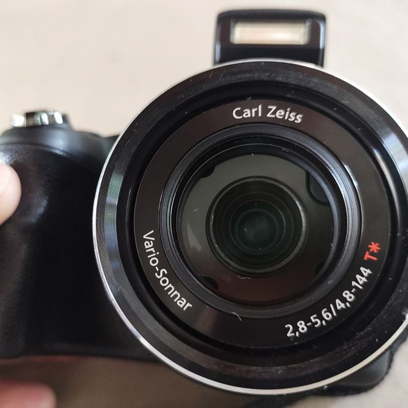 Câmera Sony Cyber-Shot Dsc-Hx200v - Zoom Óptico 30x | Máquina