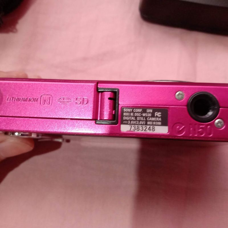 Camera Sony Cybershot 14.1 Megapixels Pink - Canadense | Máquina