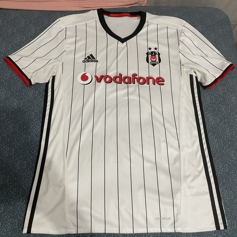 Besiktas Away Jersey 2016/17