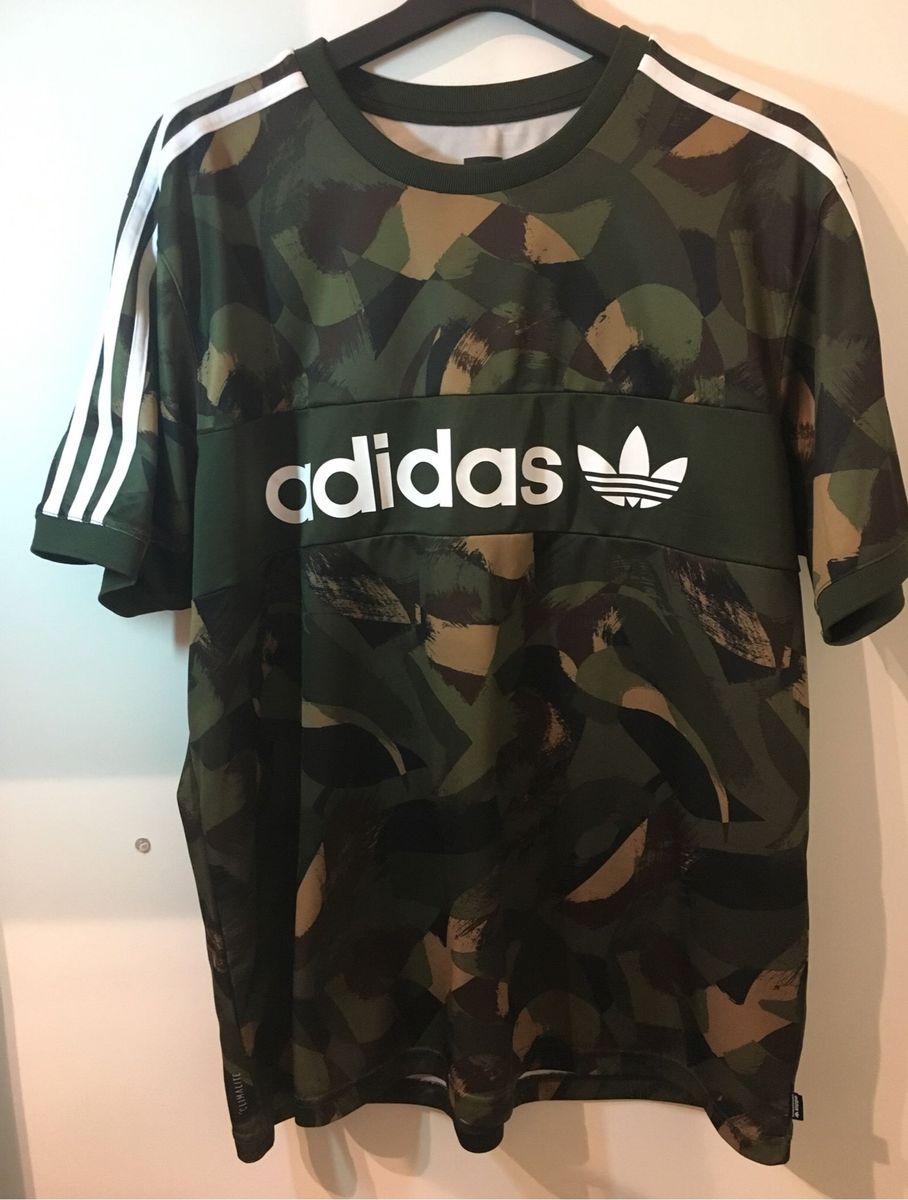 camiseta adidas camouflage