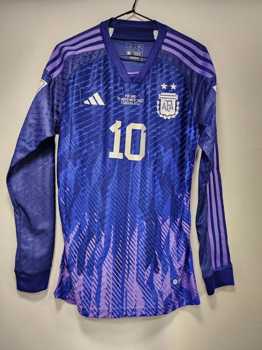 Camisa Argentina Roxa G Manga Longa Messi 10 Patchs Copa 2022 Vs ...