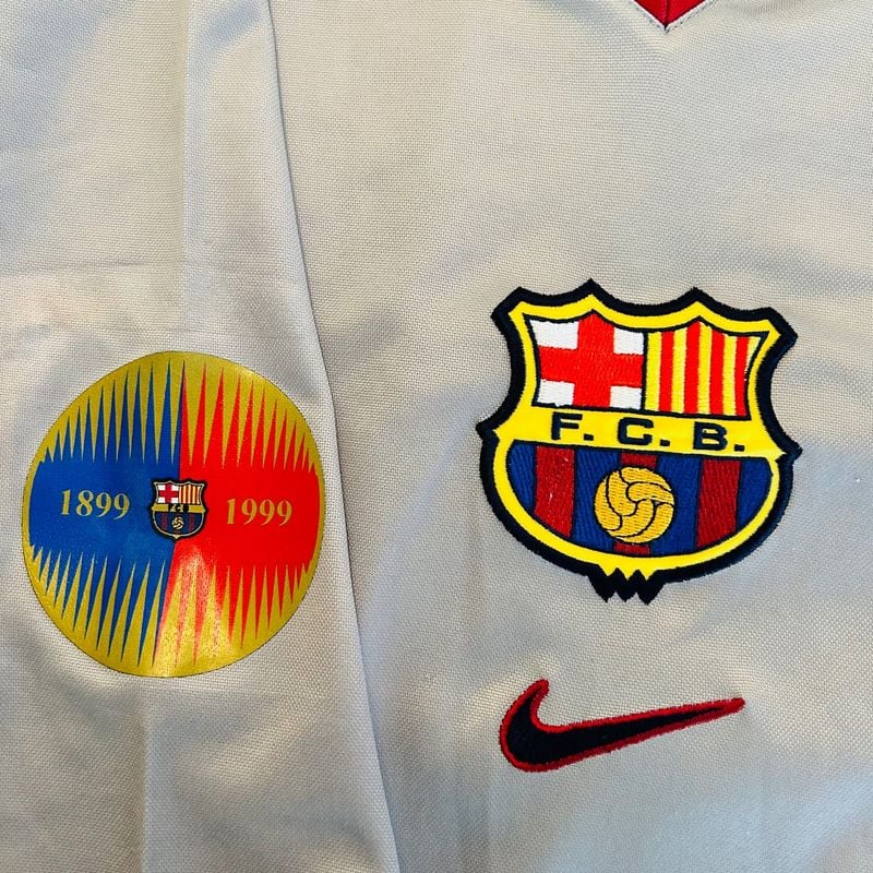 正規品Nike Barcelona 1999-01 Kluivert 9 XL 正規品Nike Barcelona 1999-01 Kluivert 9 XL Barcelona 1999/00 Home