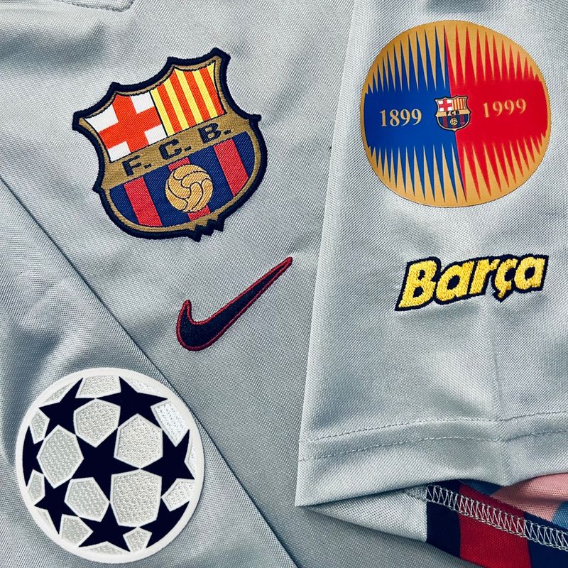 Camisa Barcelona 1999/2000 Uniforme 3 Patrick Kluivert #9 Patch