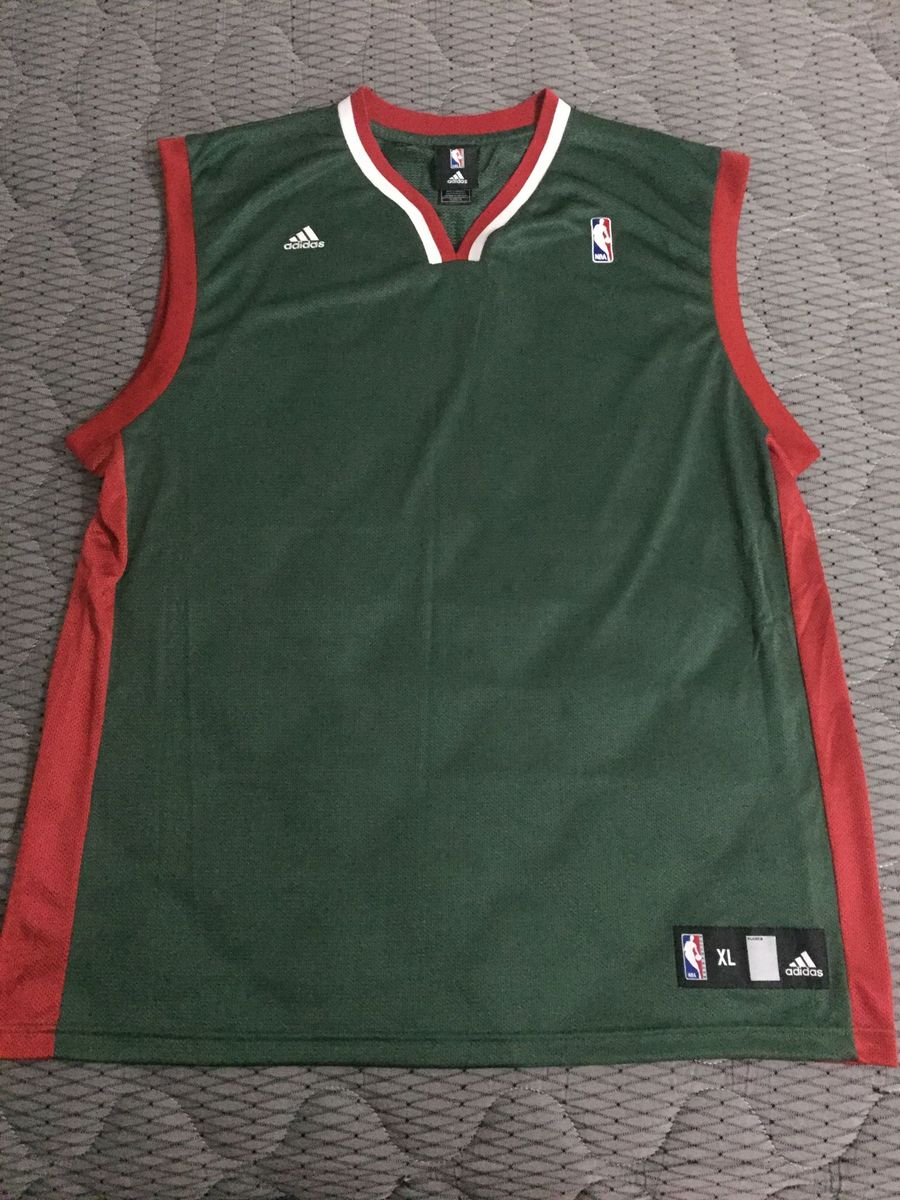 camisa de basquete adidas