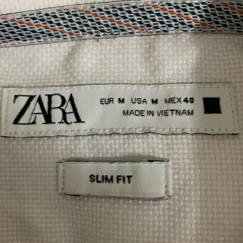 Camisa Branca Zara Slim Fit (Comprado Loja Zara ) Tamanho P ( 2
