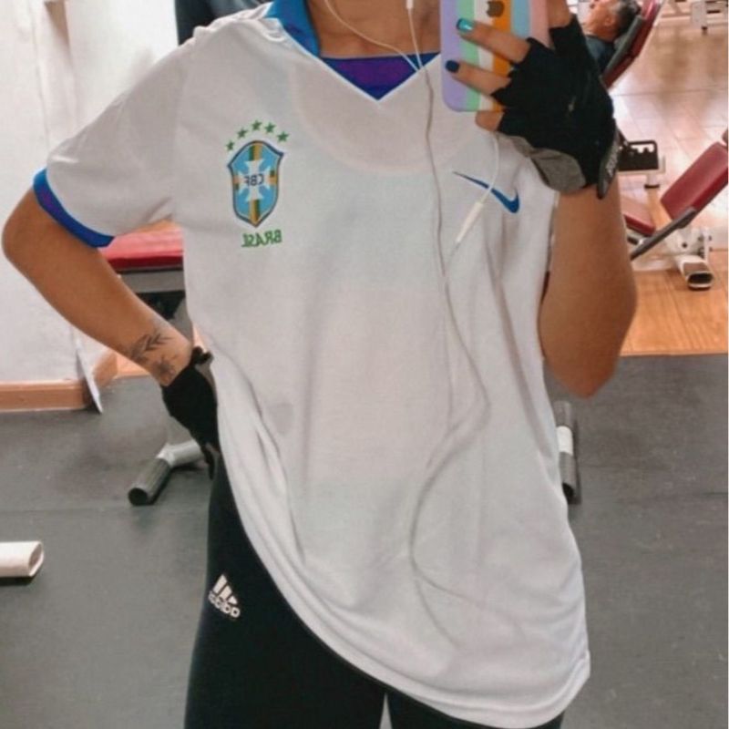 Camisa Brasil Branca Feminina  Camisa Feminina Nike Nunca Usado