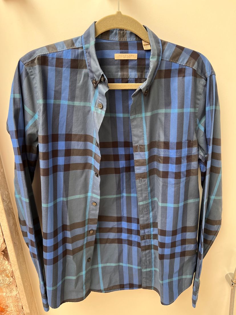 Camisa Burberr | Camisa Feminina Burberry Usado 88419285 | enjoei