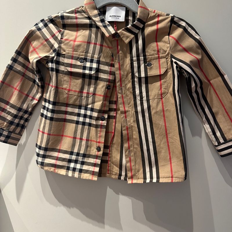 Camisa burberry shop infantil usada