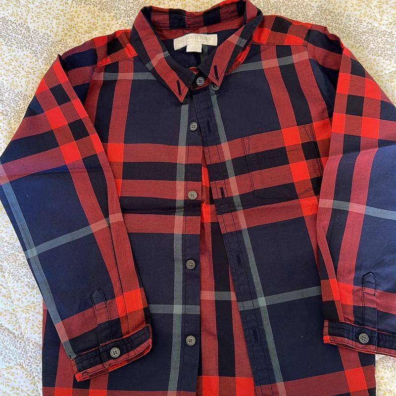 Camisa burberry infantil on sale usada