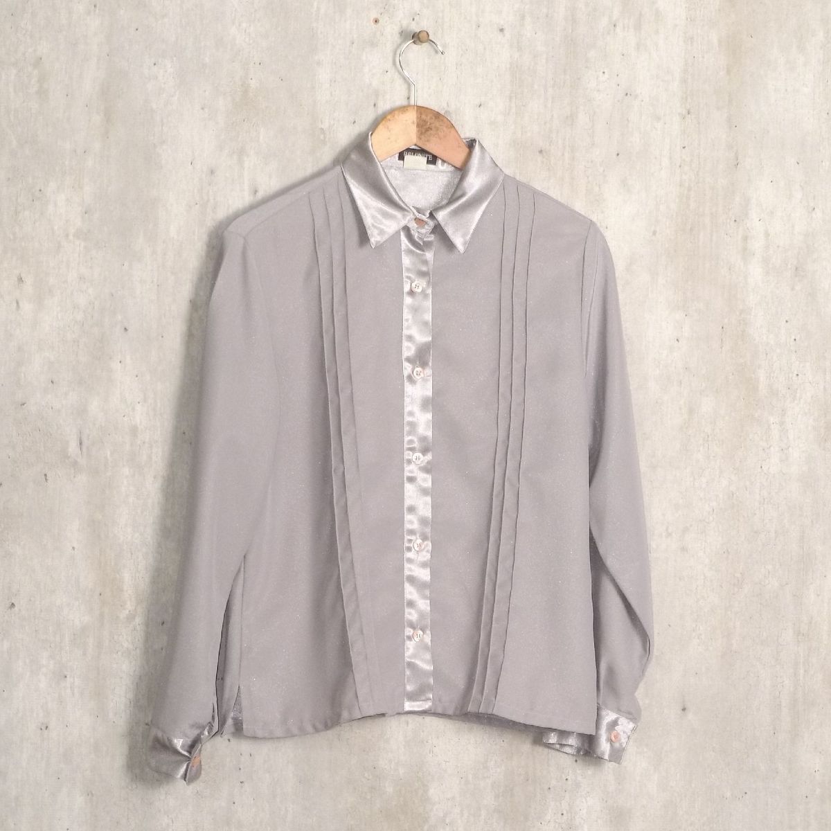 Camisa Cinza Belonite | Camisa Feminina Belonite Usado 52782173 | enjoei