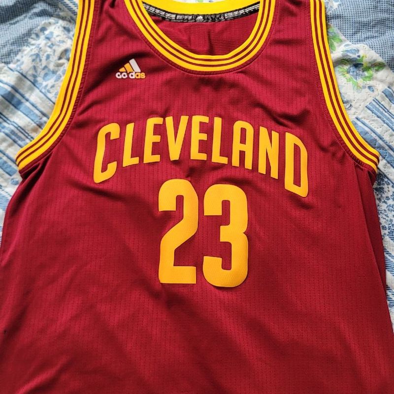 Camiseta lebron james cleveland clearance
