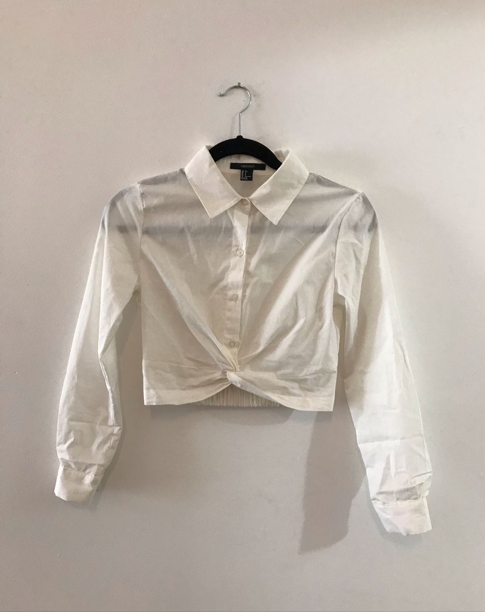 camisa cropped branca