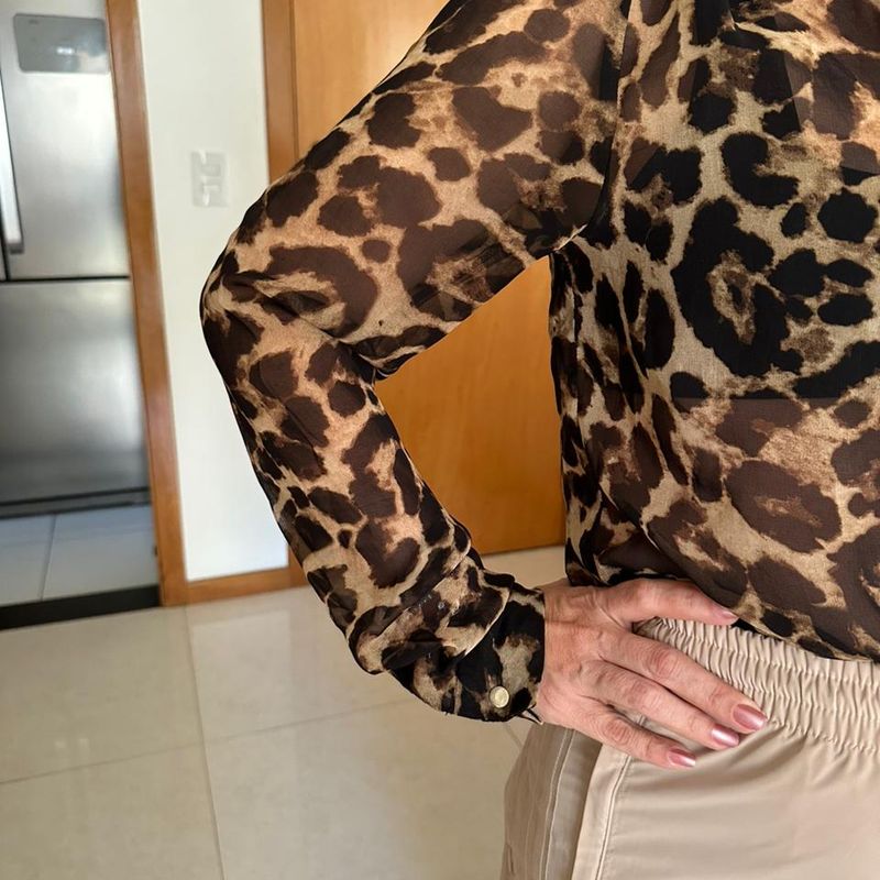 Camisa de Seda Animal Print Usado 87269886 enjoei