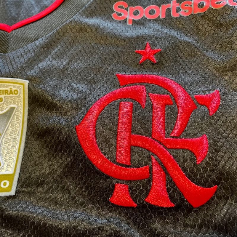 Isla assume camisa número 44 no Flamengo - Coluna do Fla