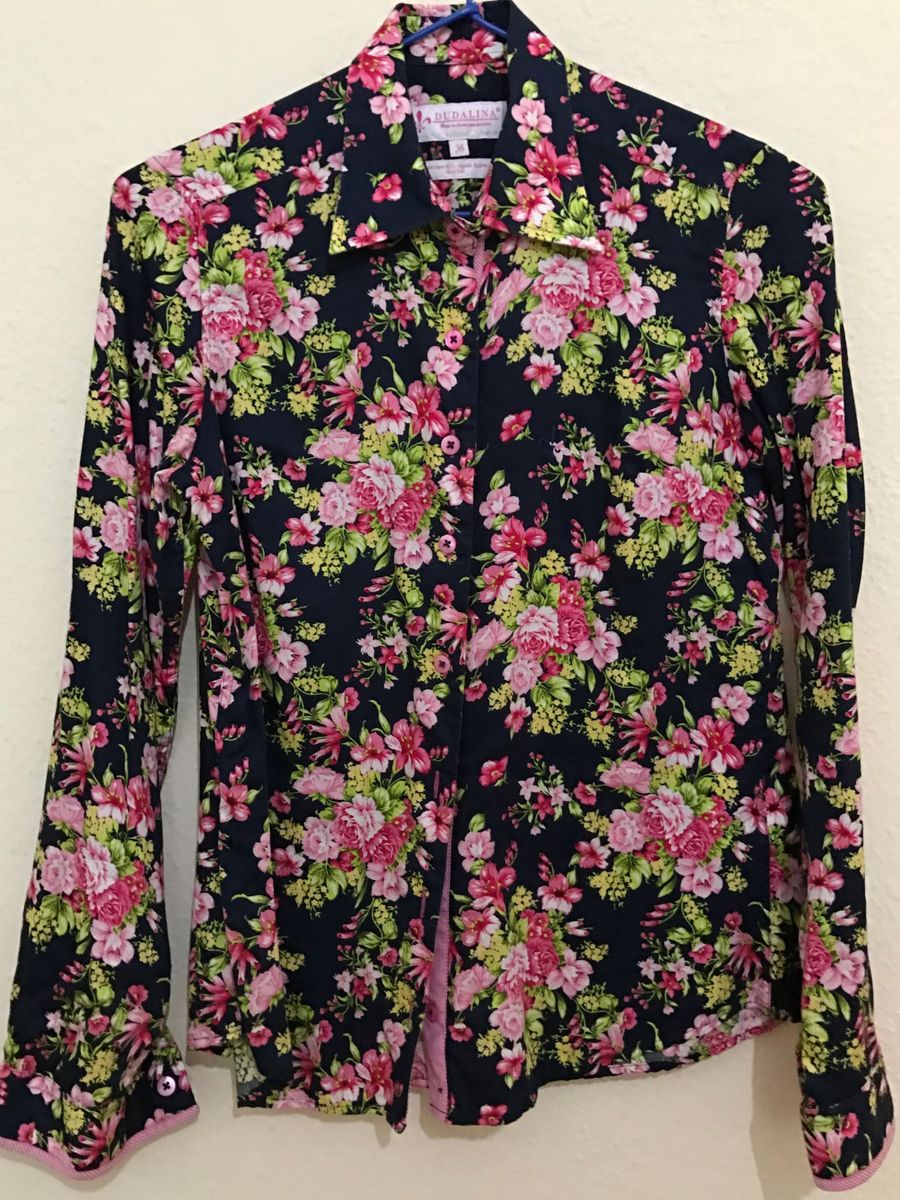 camisa florida feminina