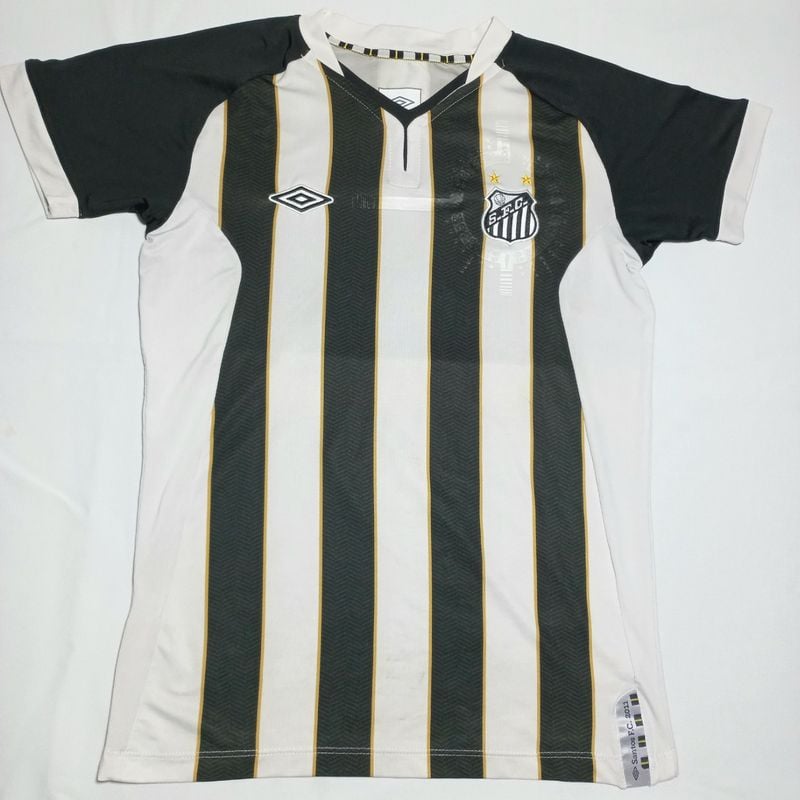 Camisa Infantil Santos Futebol Clube 2011 Listrada Umbro Original  Camisa Santos Roupa Infantil para Menino Umbro Usado 89924563 enjoei