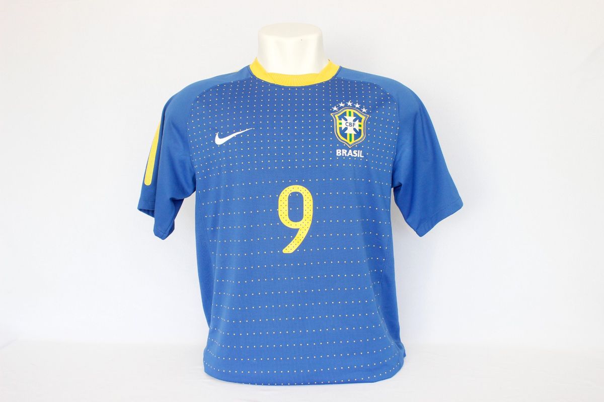 Sucesso de vendas, camisa azul do Brasil esgota e Nike corre para  reabastecer o mercado - MKT Esportivo