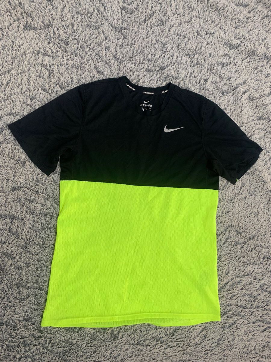 Camiseta nike fluorescente online