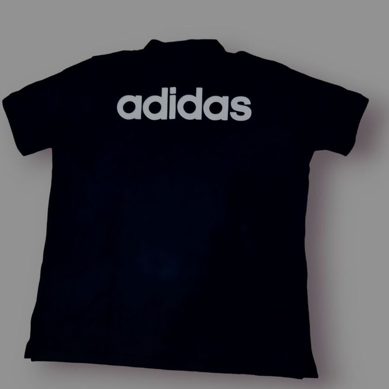 Camisa sales adidas lettering