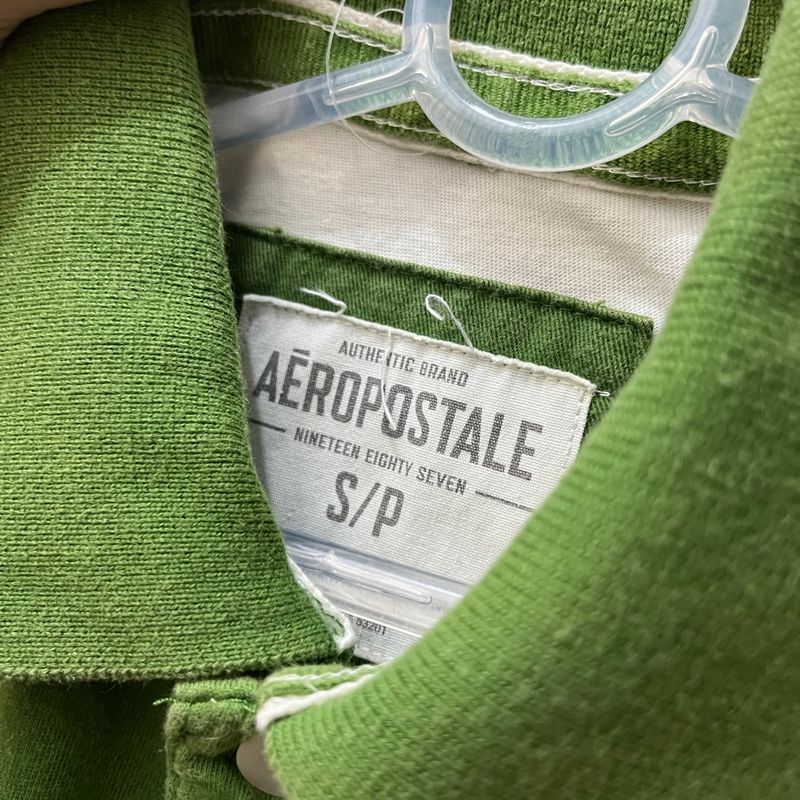 Blusa Aeropostale®- Verde Claro & Branca - PRIVALIA - O outlet online de  moda Nº1 no Brasil