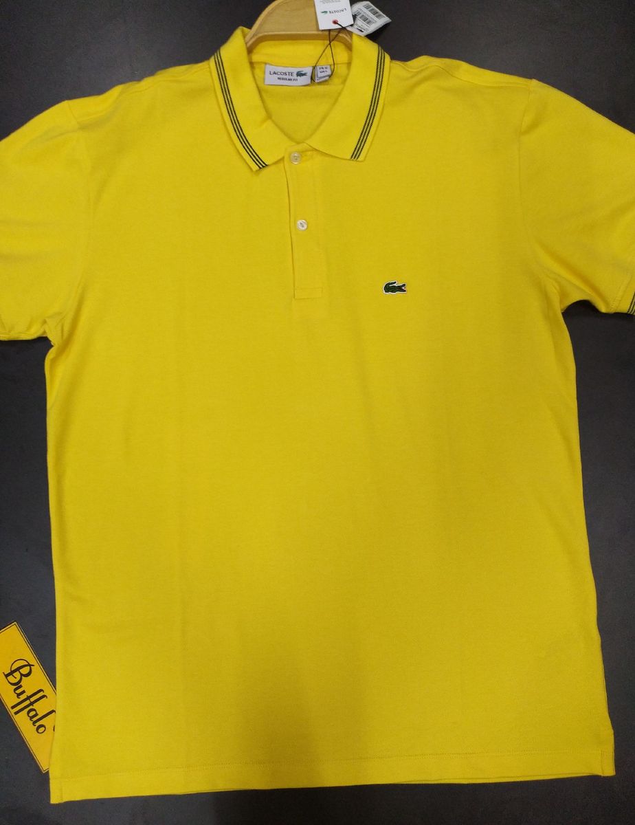 lacoste amarela