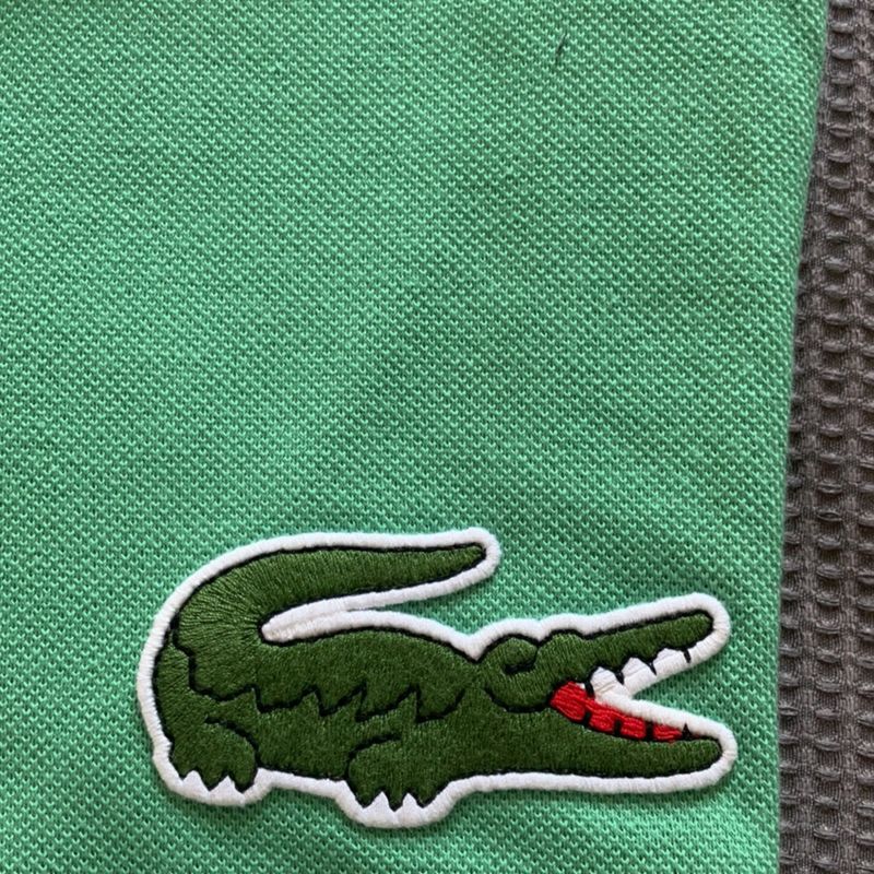 Logo lacoste vrai outlet faux