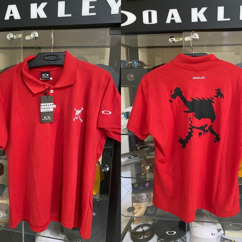 Camiseta vermelha oakley