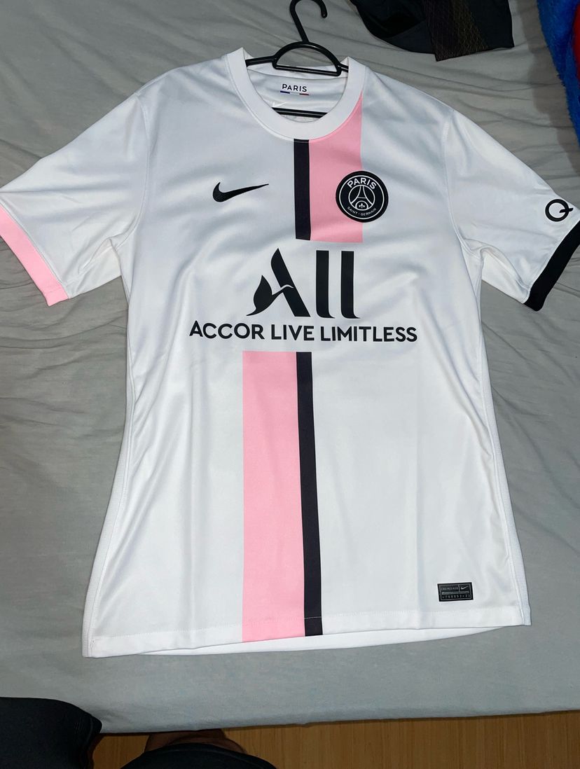 TheSneakerFirm on X: 2021-22 Nike Messi PSG Jersey “White Pink” Buy Here:    / X