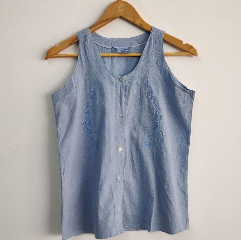 Camisa Regata Vintage Azul Bordada Rota da Moda | Blusa Feminina Rota ...