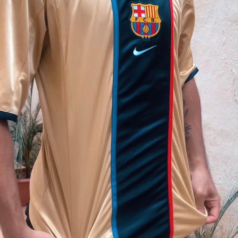Camisa Retrô Barcelona 2001 | Nike Nunca Usado 101618117 | enjoei
