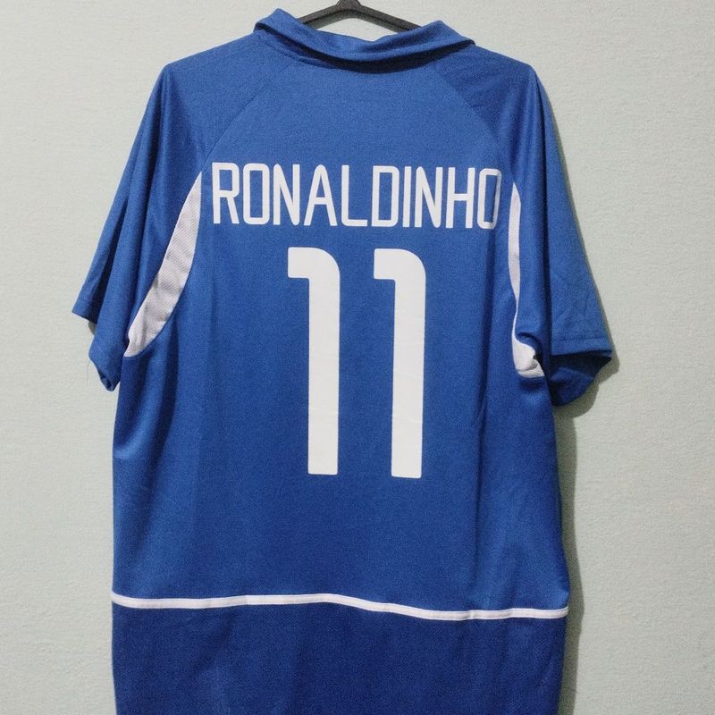 Camisa Brasil Treino – Ronaldinho Gaúcho – Copa Do Mundo 2002 – Autografada  Por Todo Elenco – Play For a Cause