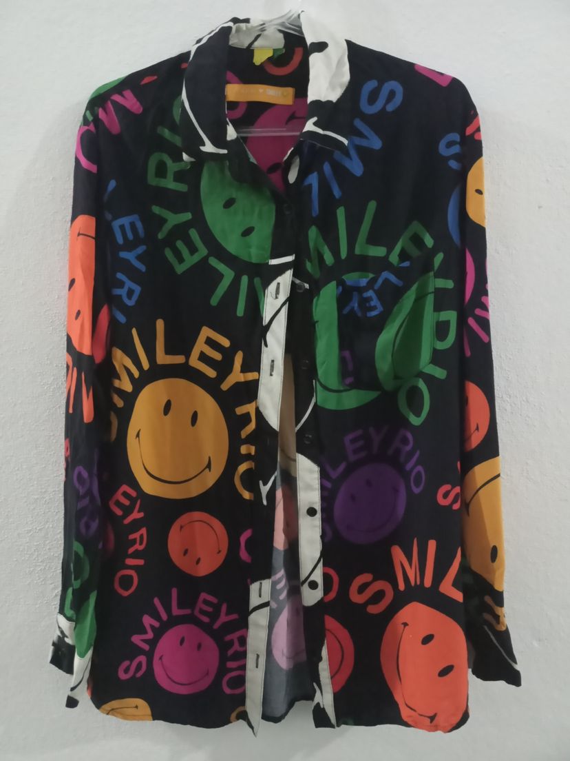 Camisa Smiley Rio Farm | Camisa Feminina Farm Usado 93251443 | enjoei