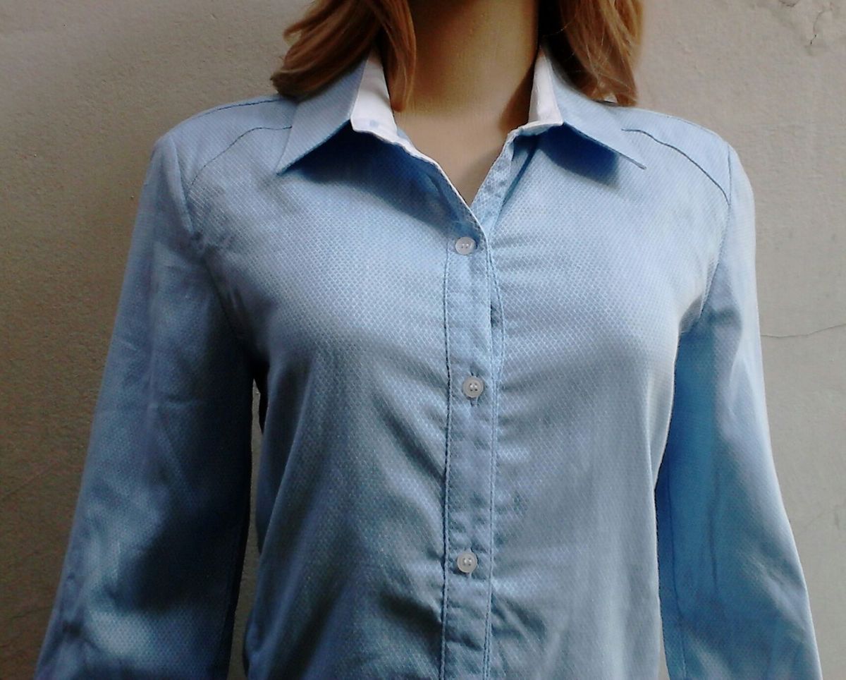 camisa social azul claro feminina