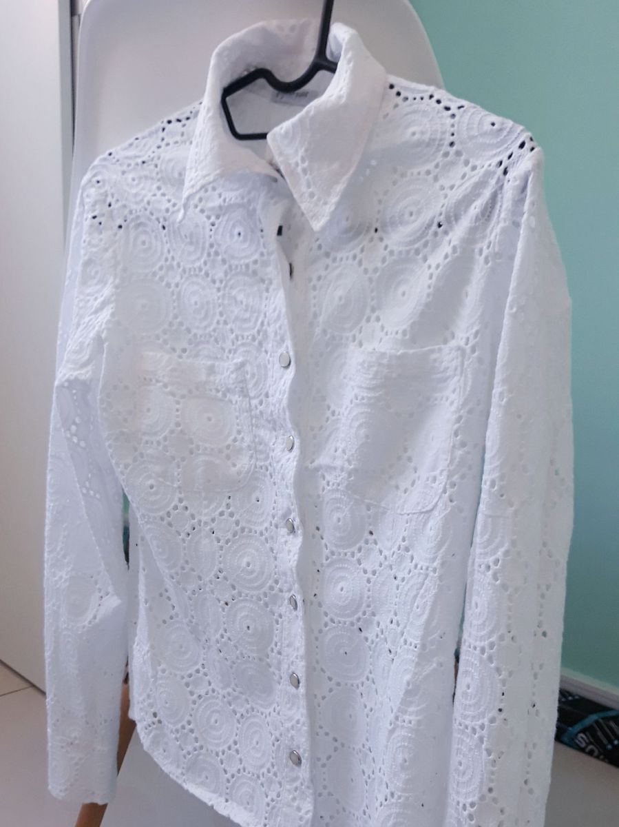 camisas femininas romanticas