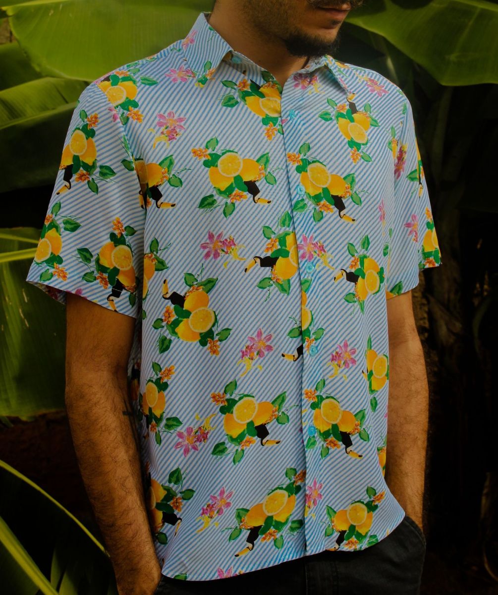 camisa tropical - tamanho p - camisas sem marca
