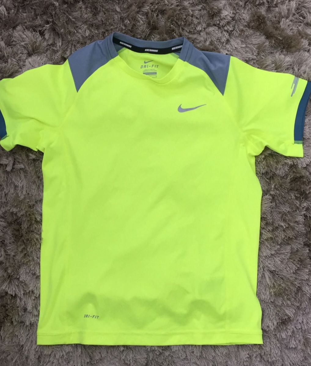 camisa da nike verde fluorescente