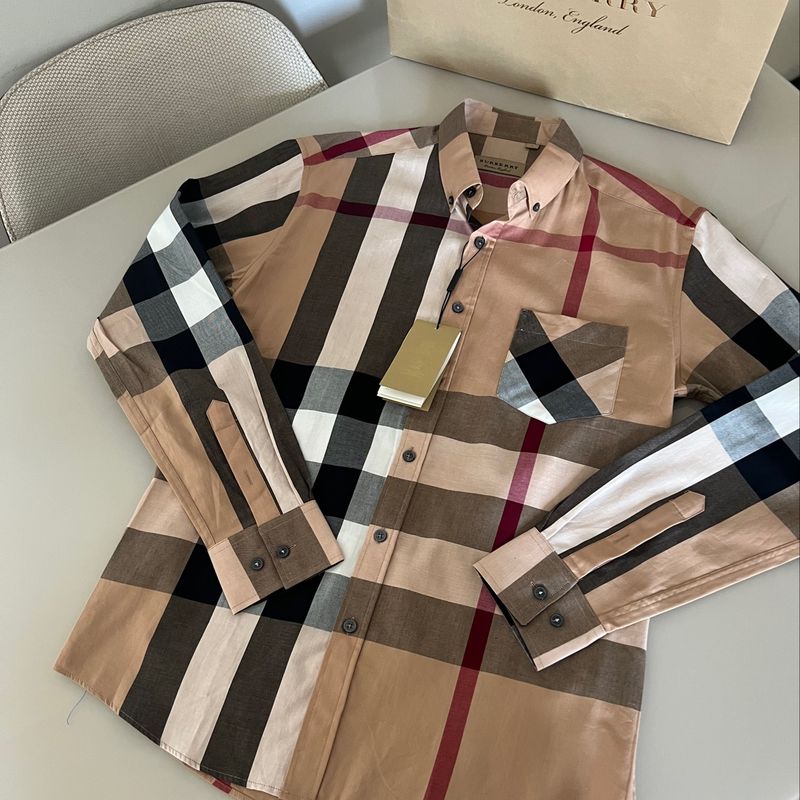 Guide to legit checking Burberry shirts from resell sites like Mercari,  Depop, Grailed, Poshmark, and others. : r/Burberry