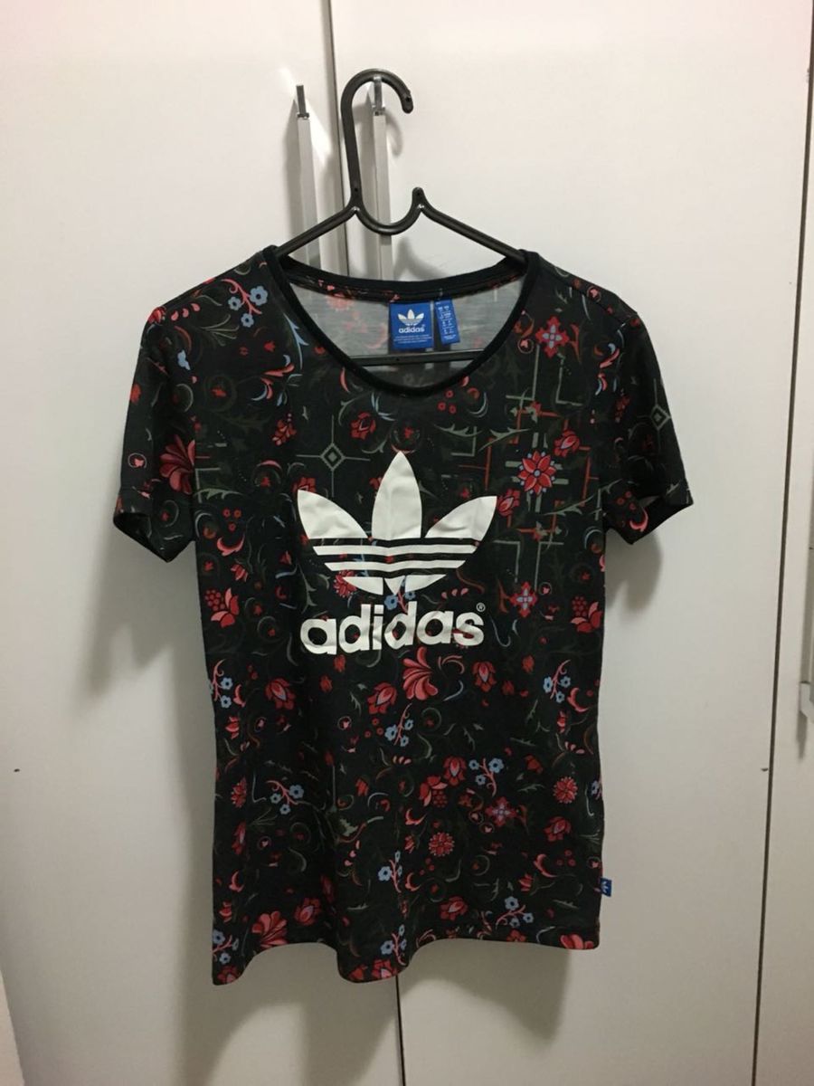 blusa florida feminina adidas