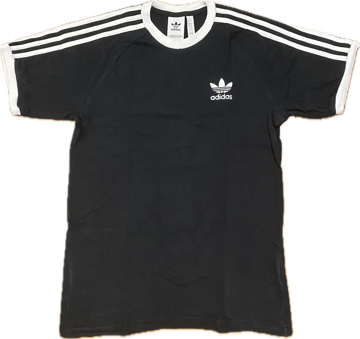 Camiseta adidas 3 stripes preta orders