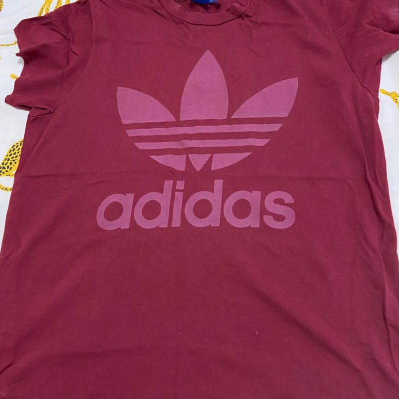 Camiseta adidas store big trefoil feminina