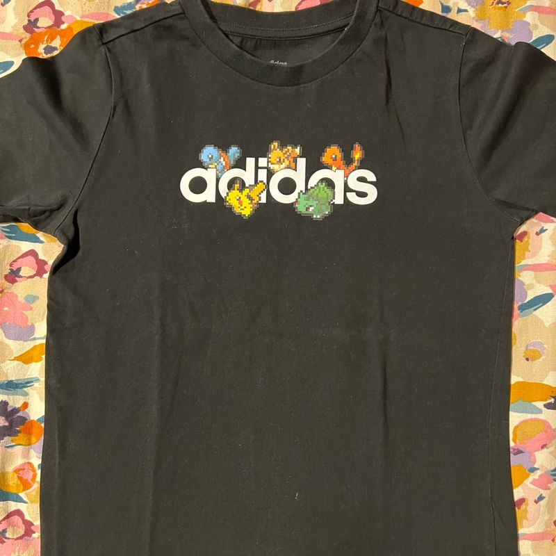 Adidas camiseta pokemon hot sale